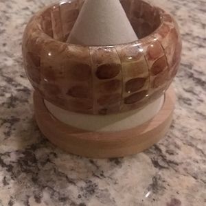 Vintage Brown Shell Wide Bangle